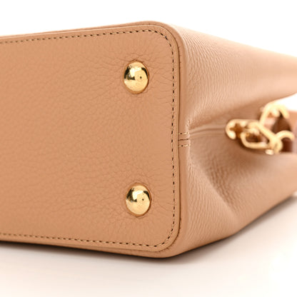 Louis Vuitton Taurillon Capucines MM Arizona Cognac 10 of 11