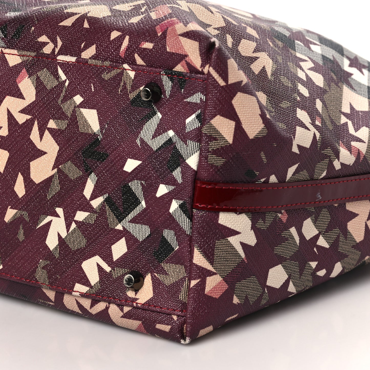 Patent Supernova Check Stars Large Nickie Landscape Tote Berry Red