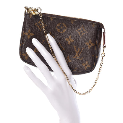 Louis Vuitton Monogram Mini Pochette Accessories 2 of 8