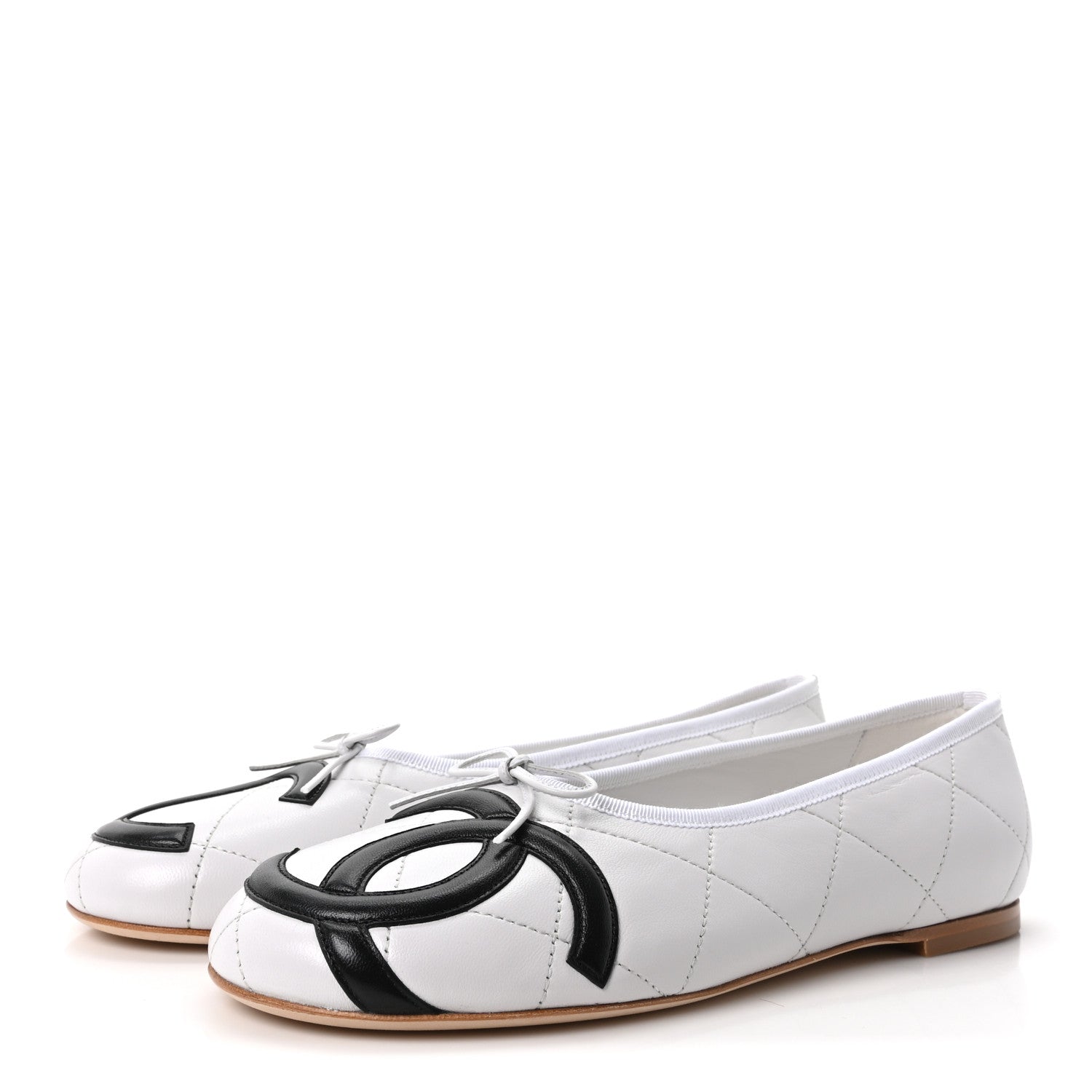 Chanel Lambskin Quilted CC Cambon Ballet Flats 41 White Black 4 of 10