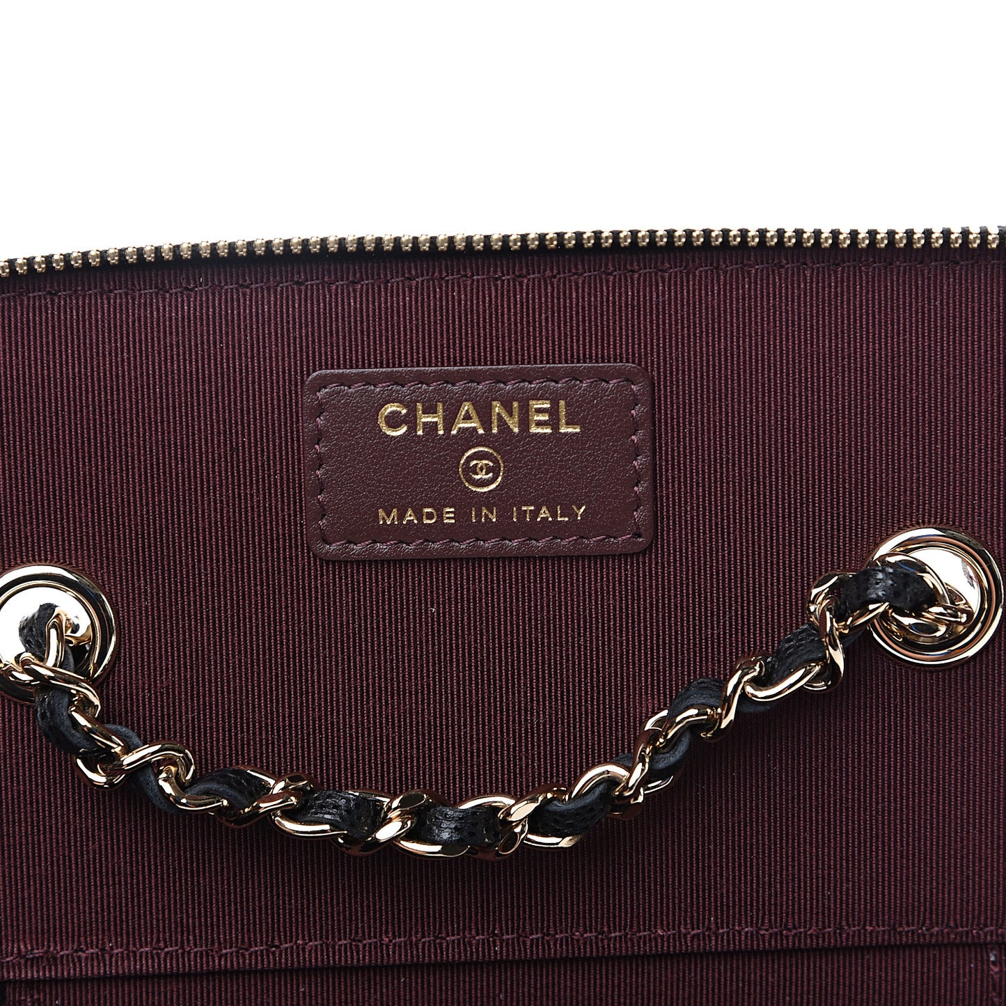 Caviar Quilted Small Vanity Case With Chain Black