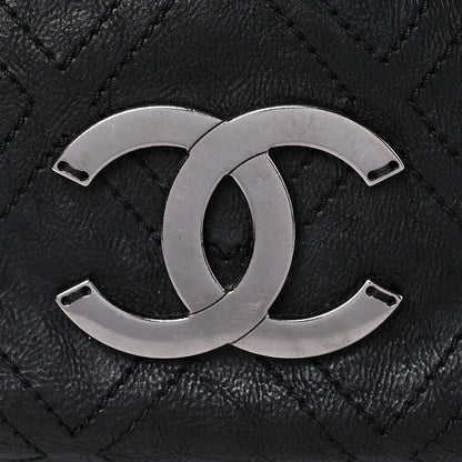 Chanel Calfskin Large Diamond Stitch Tote Black 24 of 25