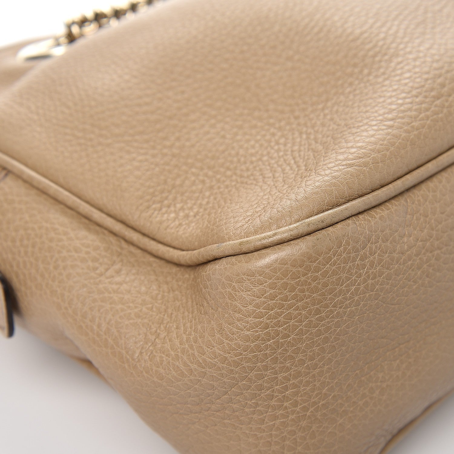 Gucci Pebbled Calfskin Small Soho Bowler Camelia 11 of 12