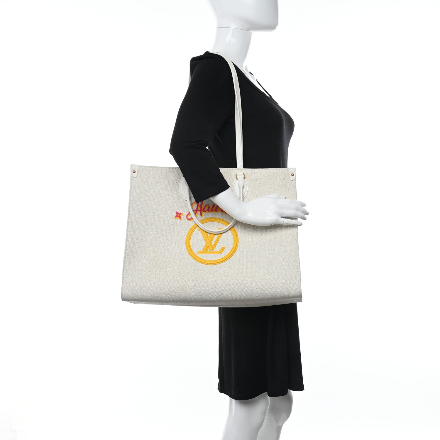 Louis Vuitton Jacquard Embroidered Tufted Monogram Hawaii Onthego GM Cream 2 of 14