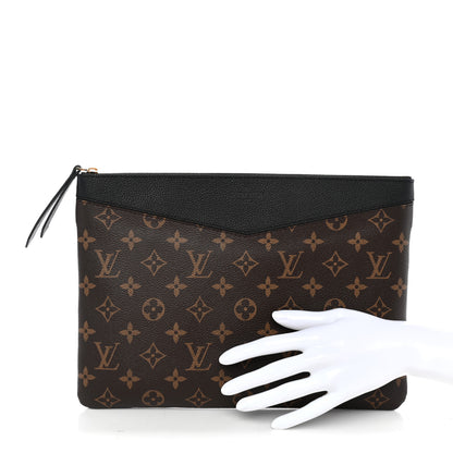 Louis Vuitton Monogram Daily Pouch Black 2 of 7
