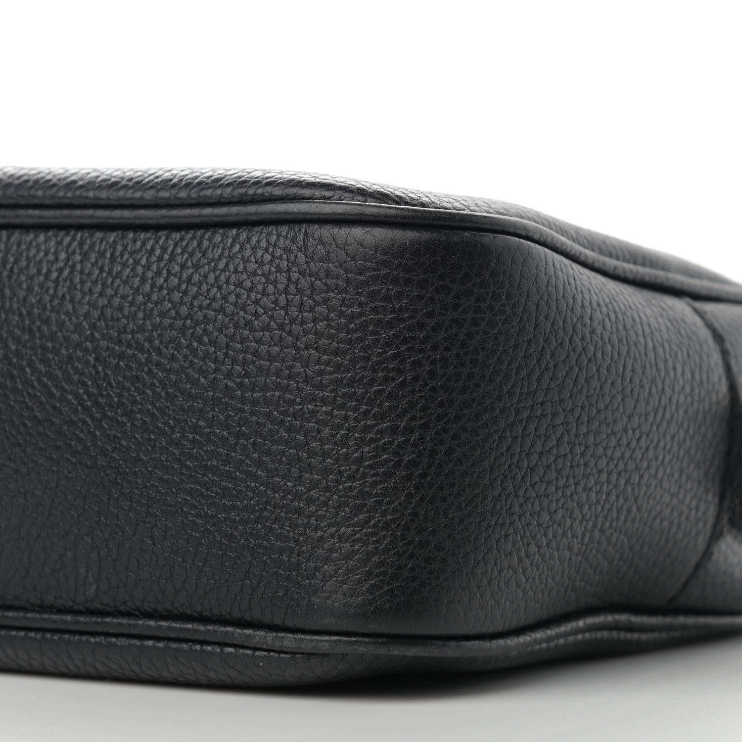 Gucci Pebbled Calfskin Small Soho Disco Bag Black 10 of 15