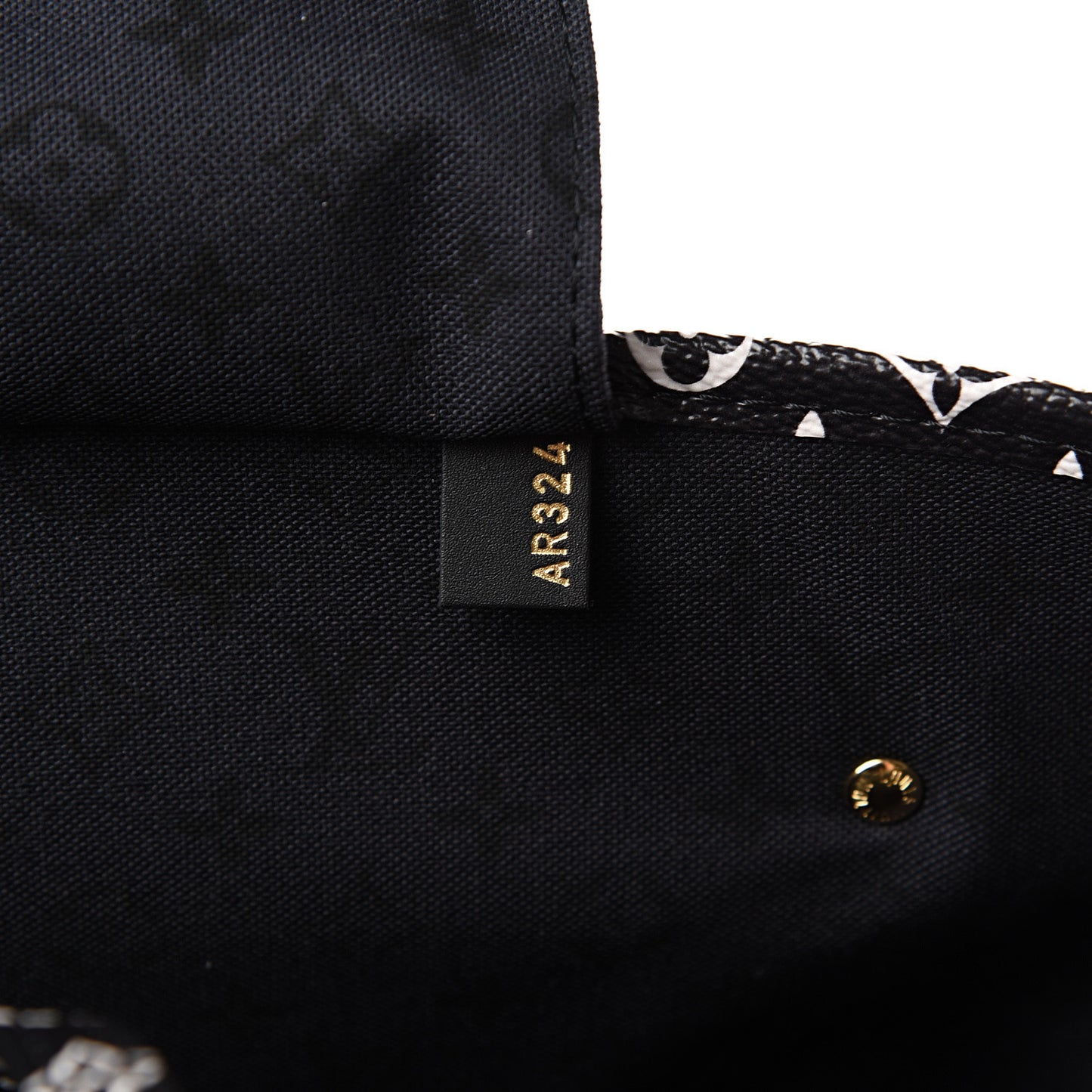 Monogram Giant Crafty Neverfull MM Creme Rouge Black