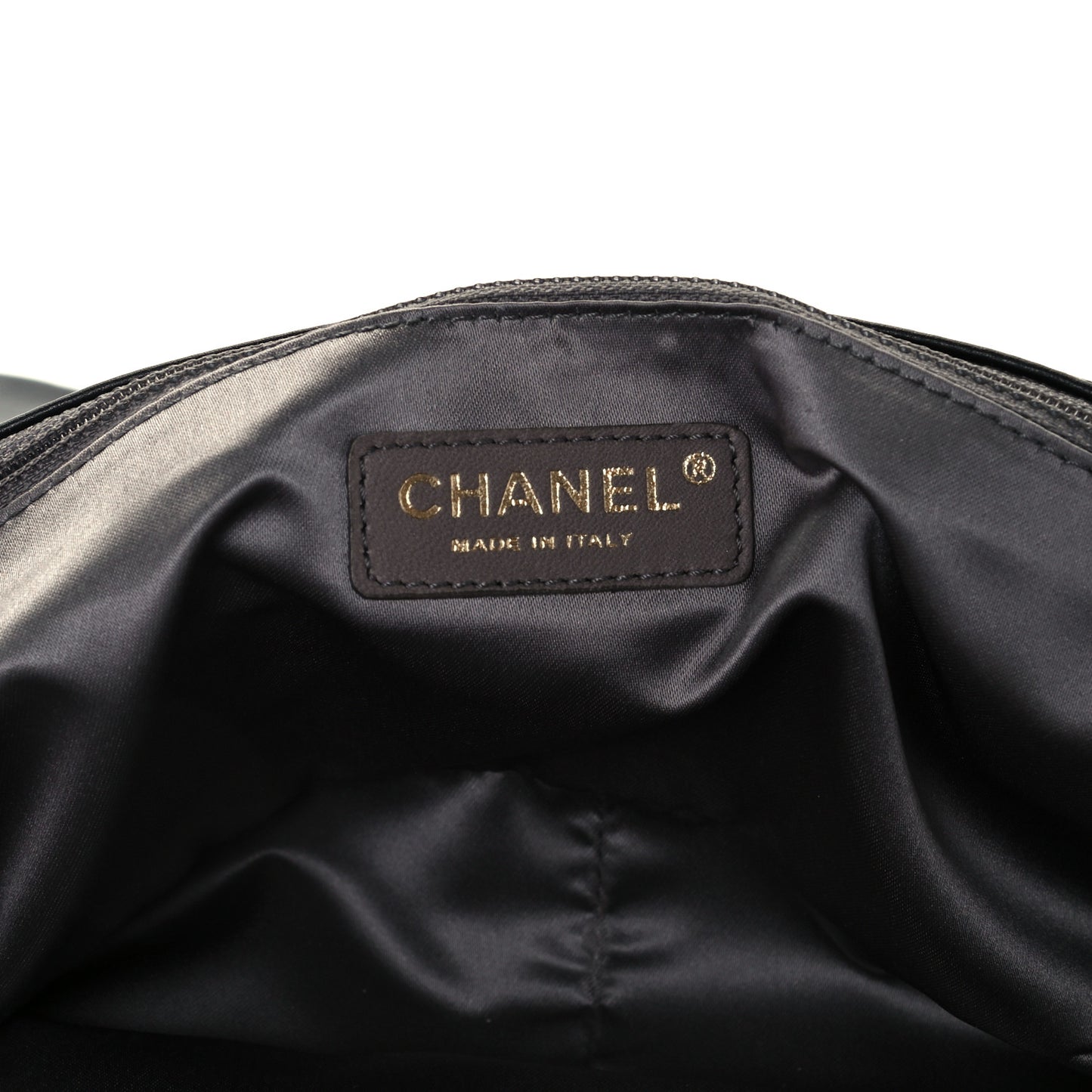 Grained Calfskin Metal Mosaic Flap Black