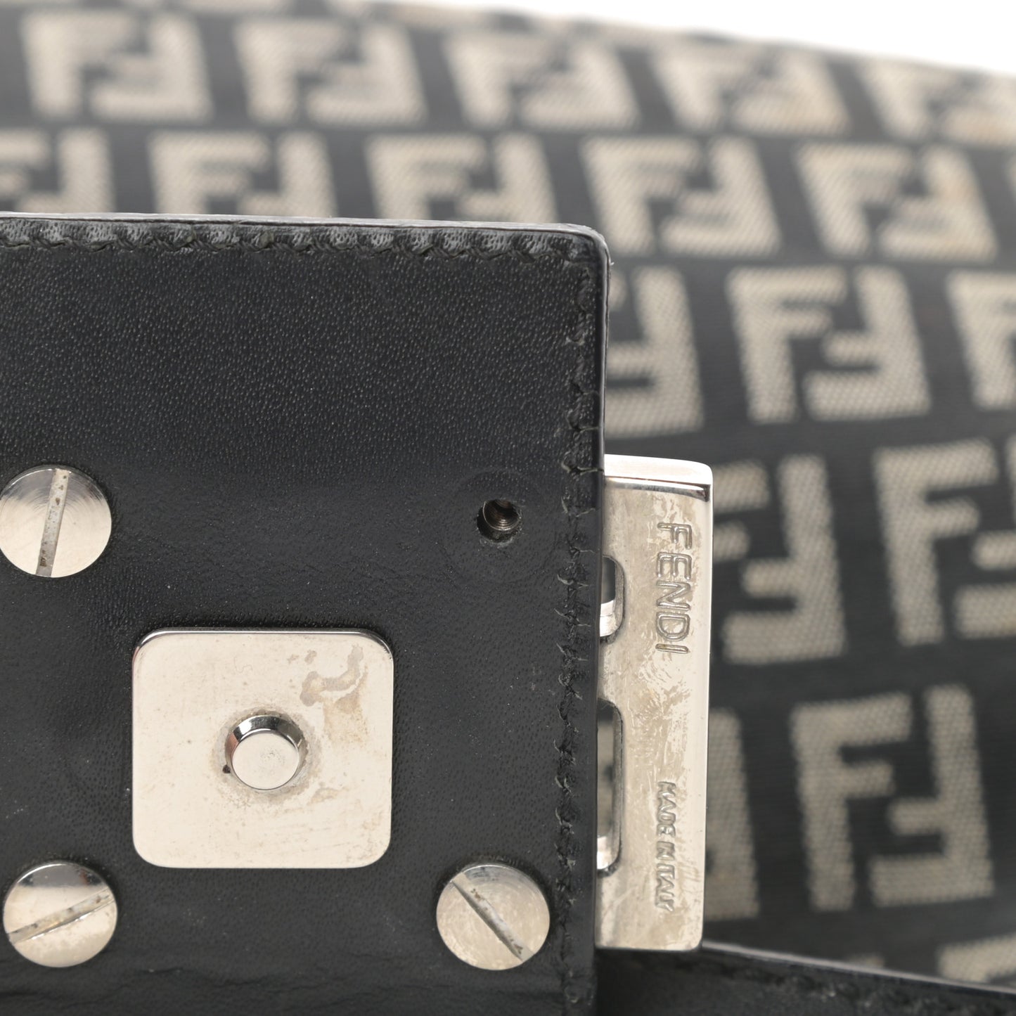 Zucchino Baguette Black