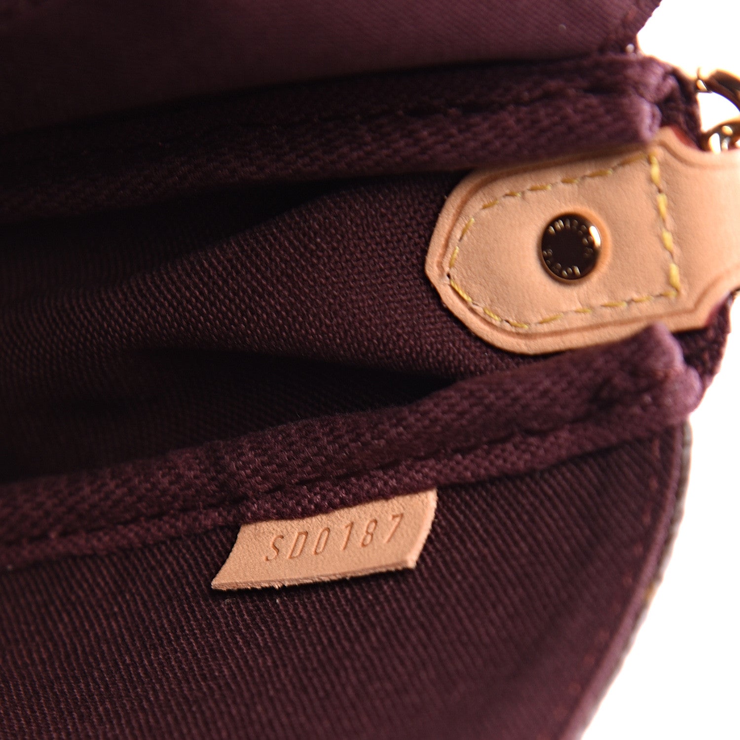 Louis Vuitton Monogram Favorite MM 7 of 12