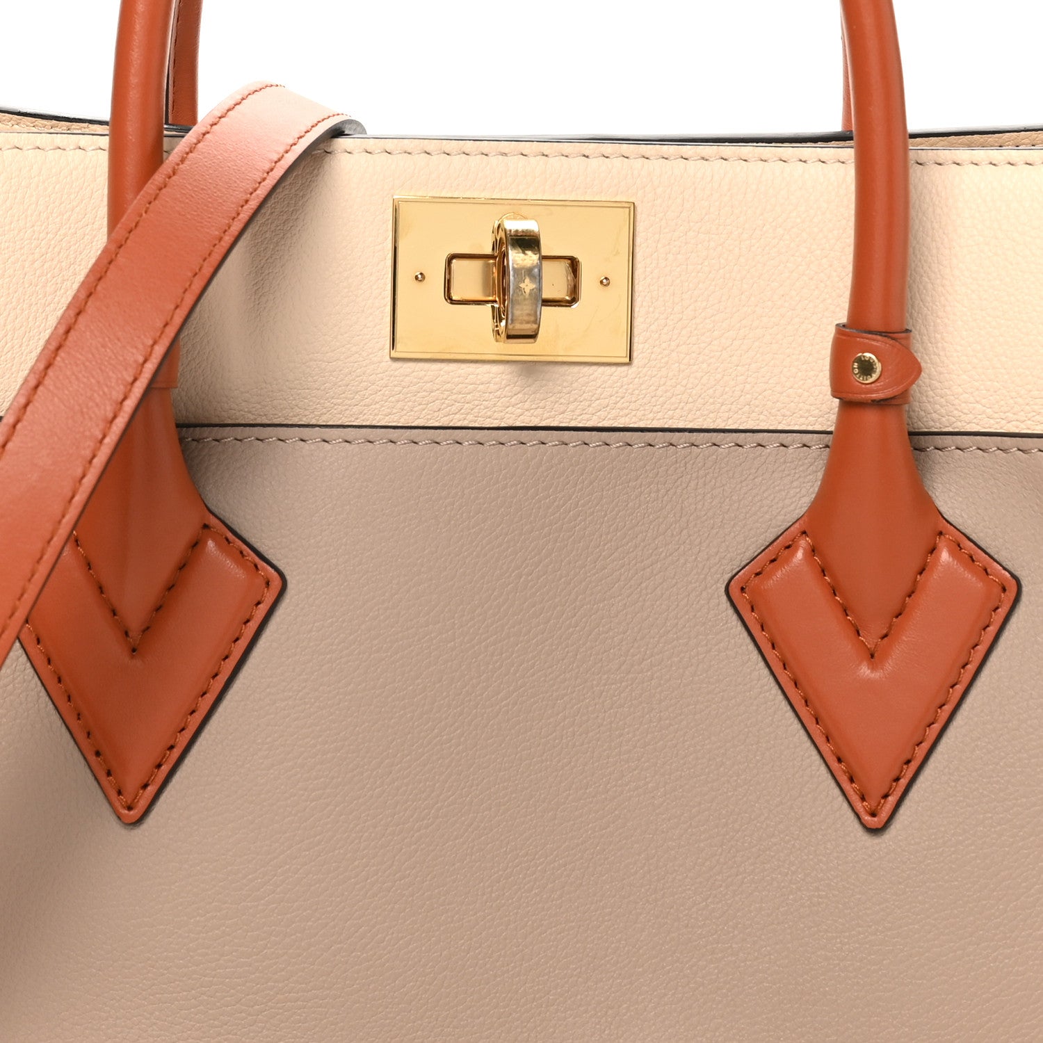 Louis Vuitton Calfskin Monogram Tufting On My Side Galet 7 of 9