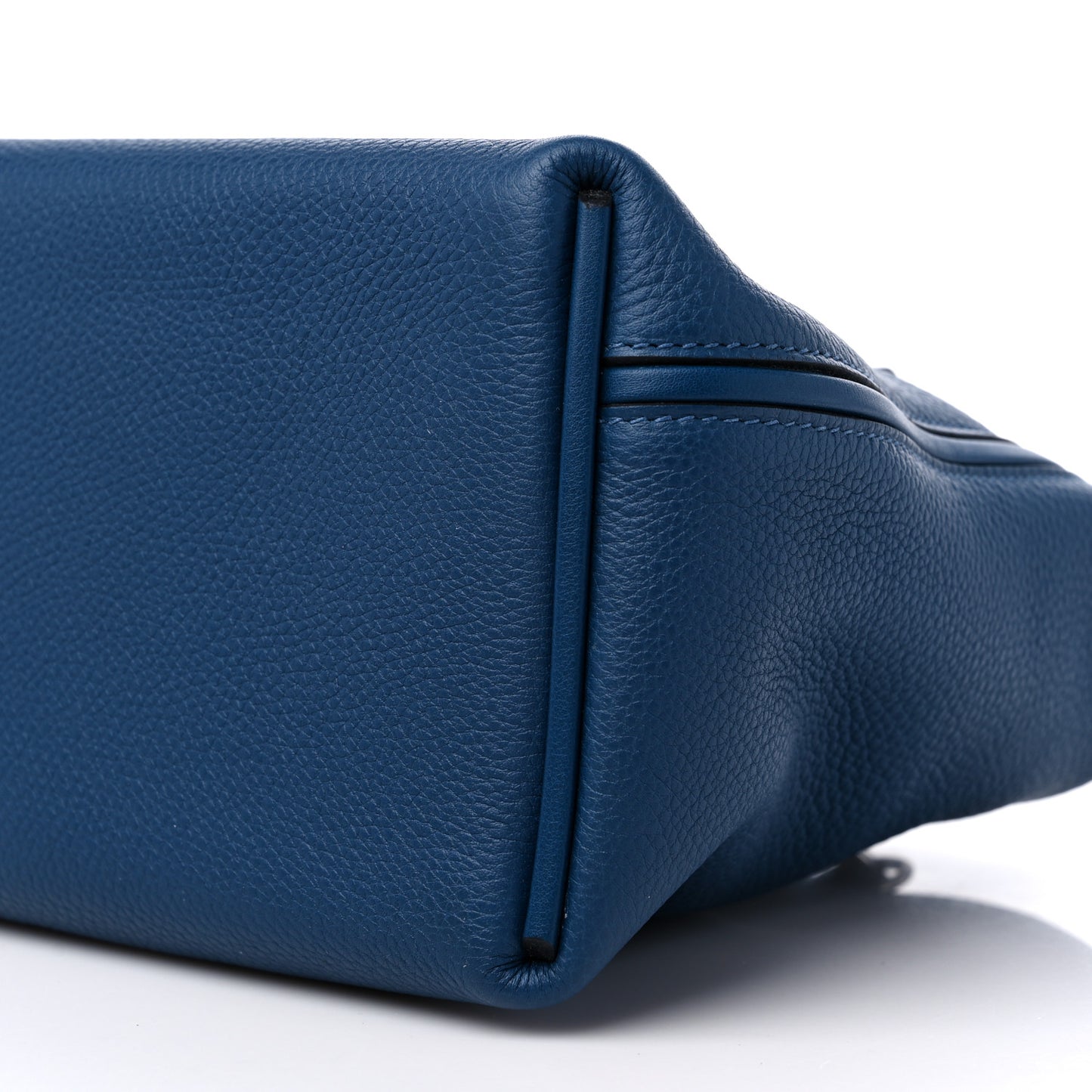 Togo Swift 29 24/24 Deep Bleu Bleu De Prusse