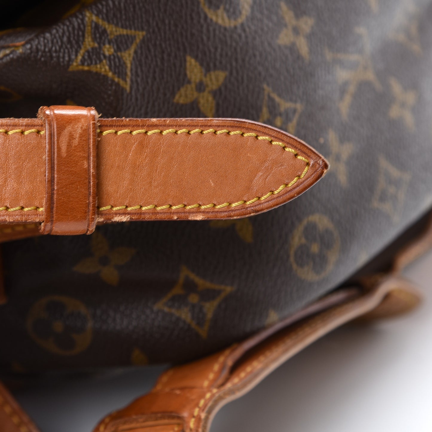 Monogram Saumur 35
