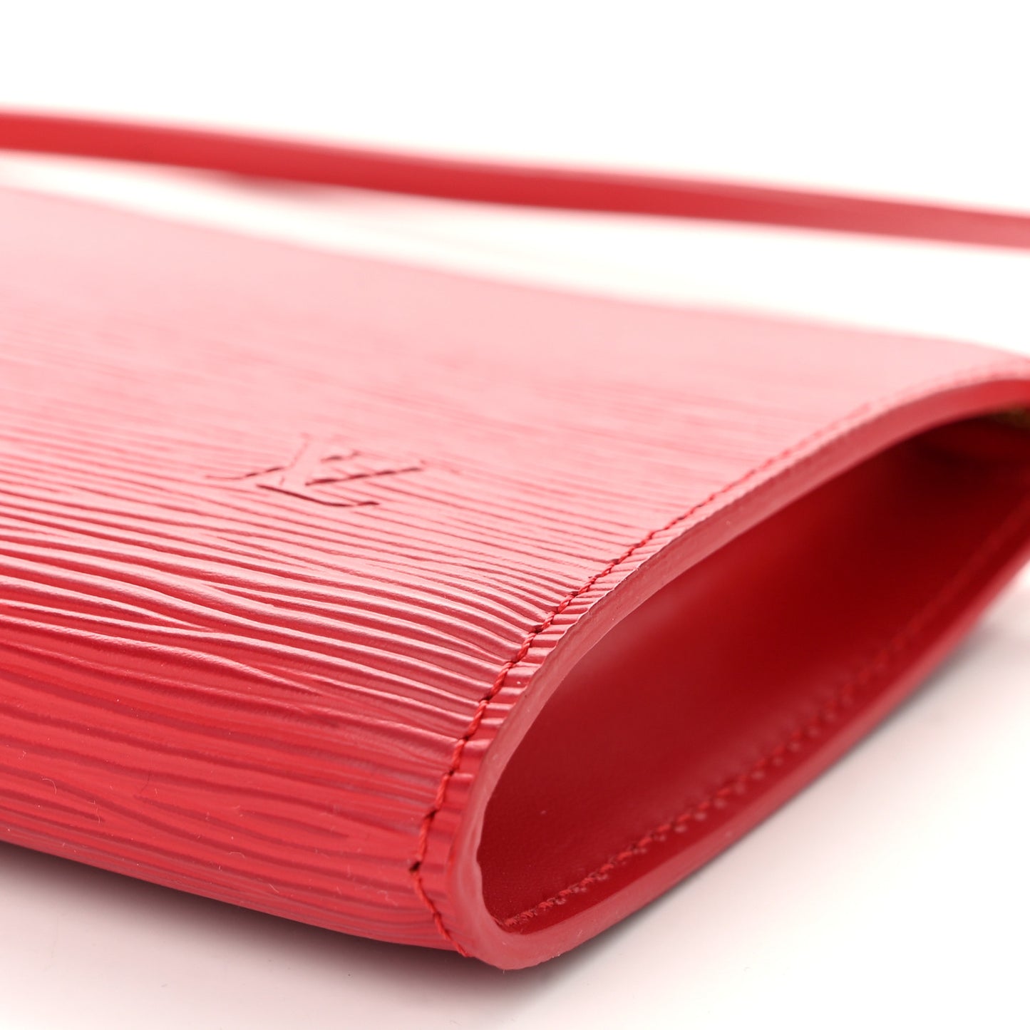 Epi Pochette Accessories 21 Castillan Red