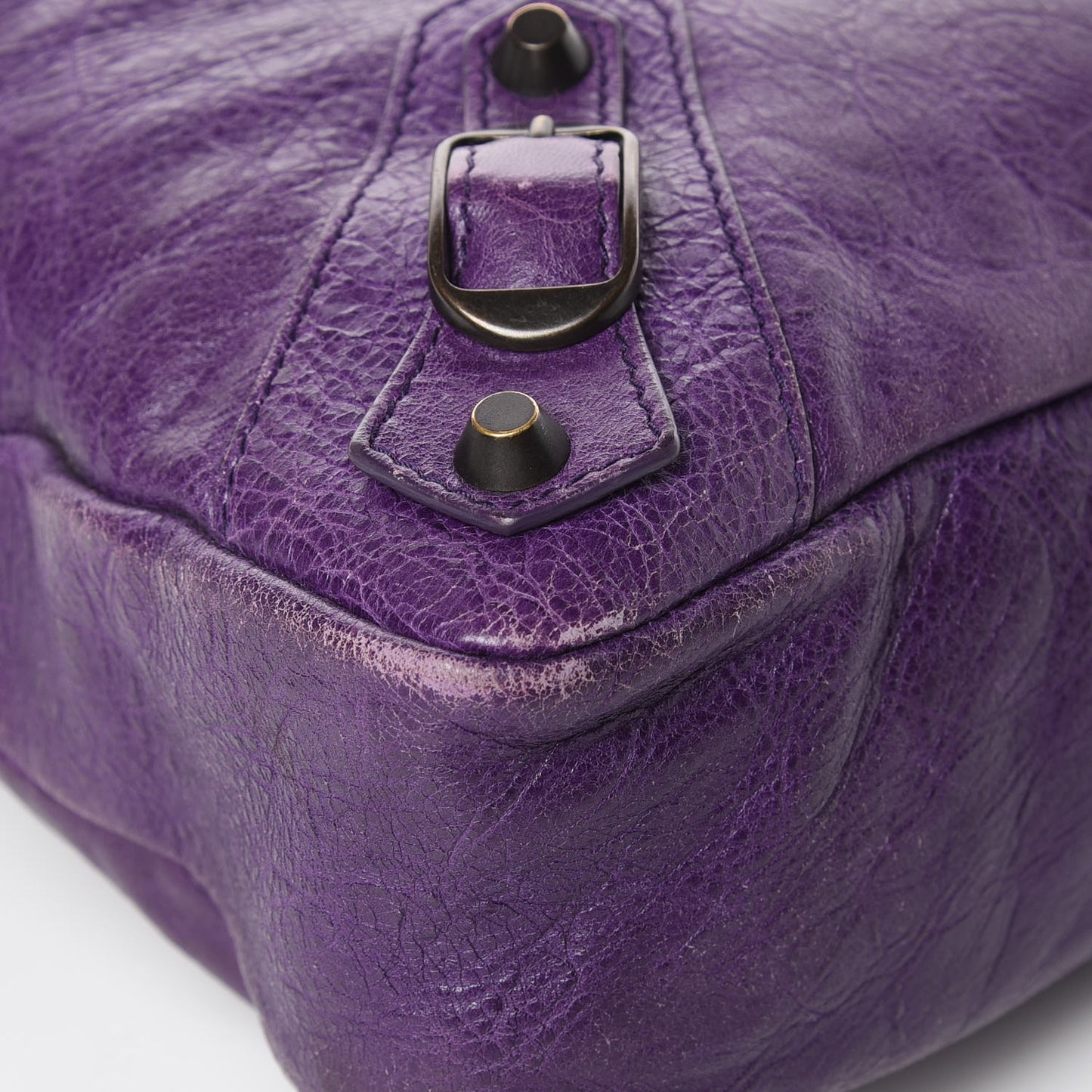 Agneau Classic Hardware Town Dark Violet