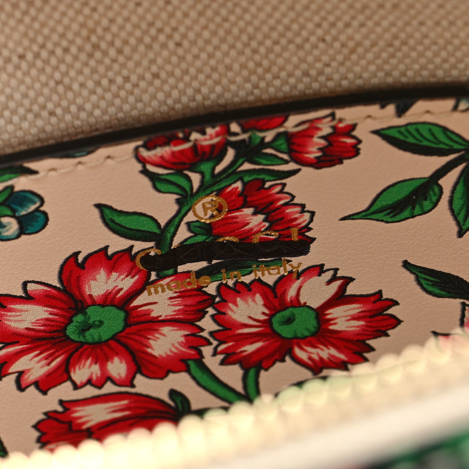 Gucci Calfskin Matelasse Diagonal Brit Roses Print Mini Interlocking G Heart Shoulder Bag White Multicolor 6 of 9