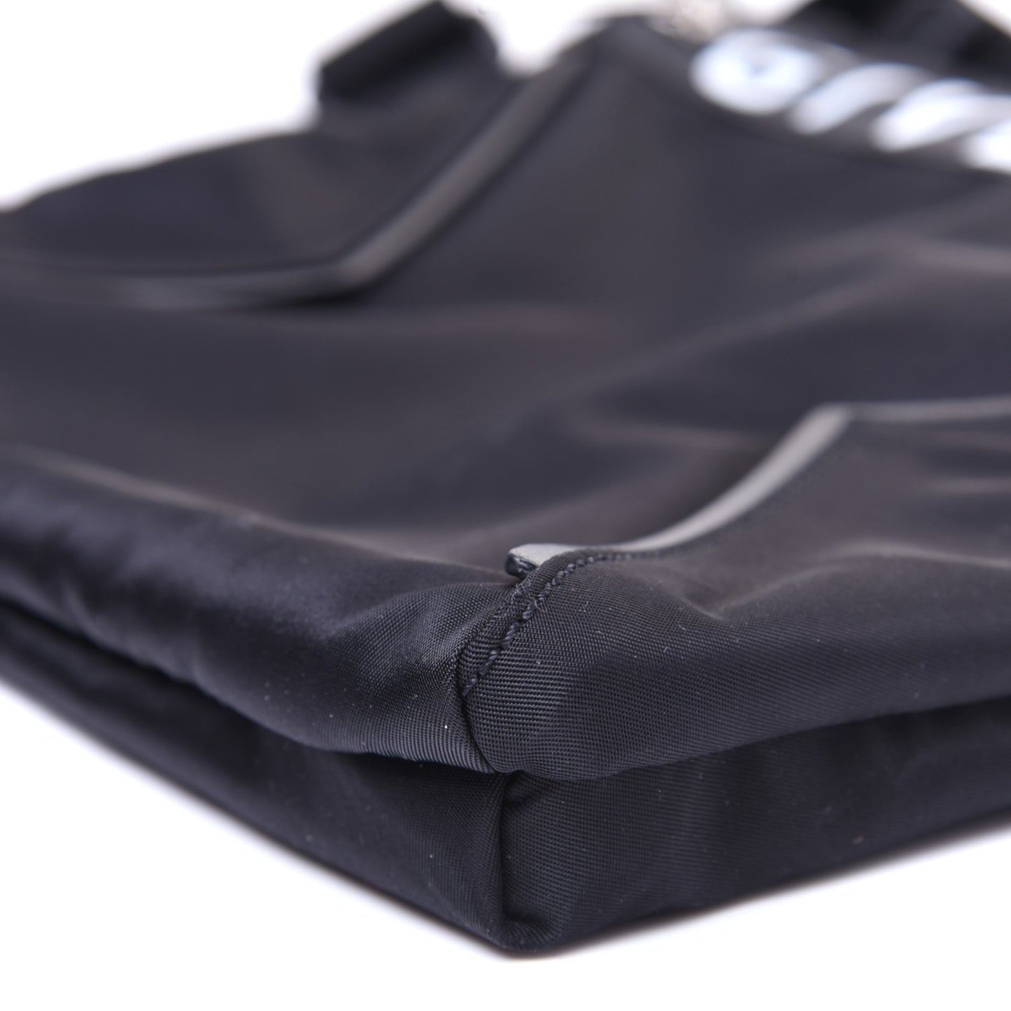 Nylon Spectre Messenger Black