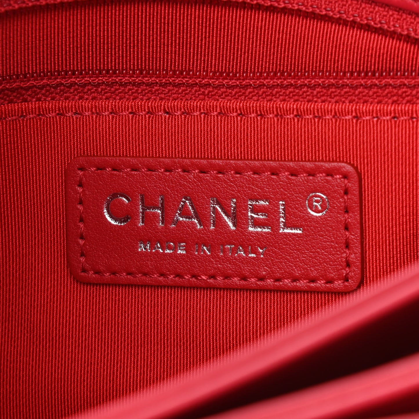 Calfskin Jumbo Tramezzo Flap Red