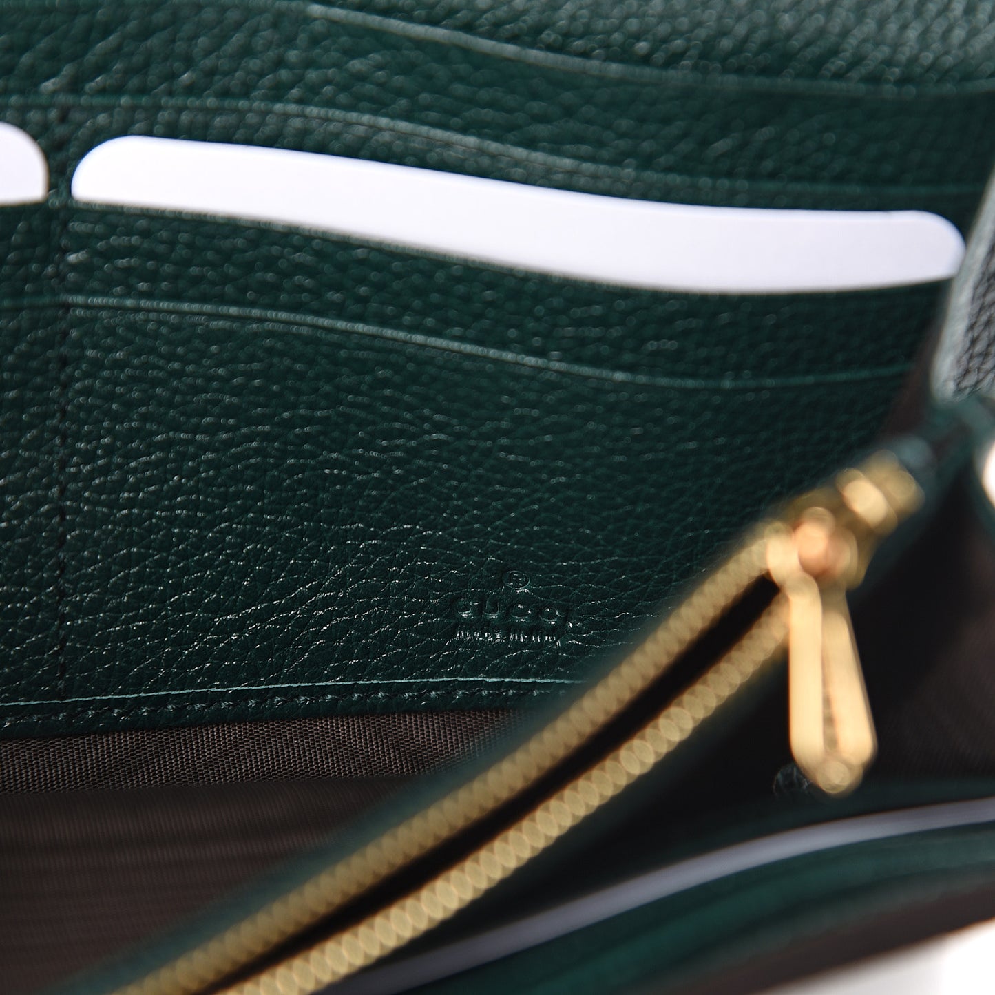 Grainy Calfskin Zumi Continental Wallet Vintage Green