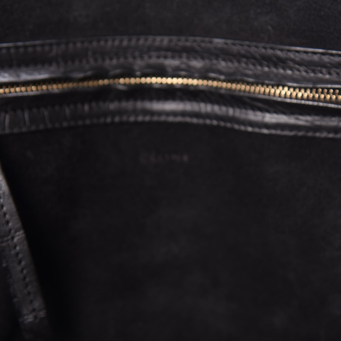 Crocodile Embossed Calfskin Medium Phantom Luggage Black