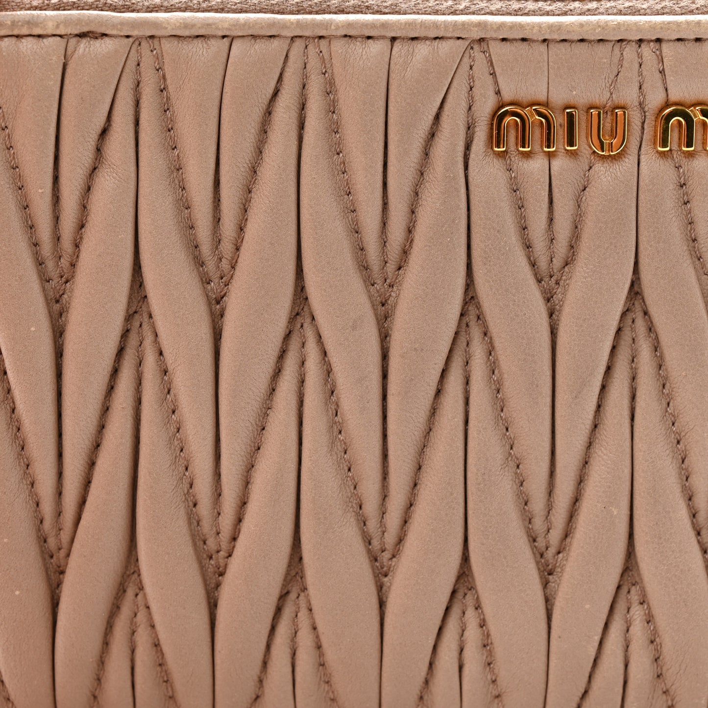 Nappa Matelasse Wristlet Cammeo