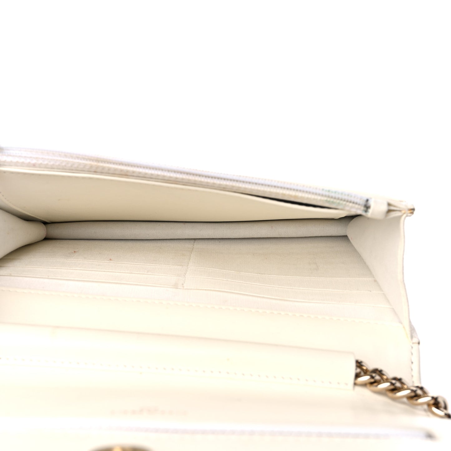 Caviar Quilted Boy Wallet On Chain WOC White