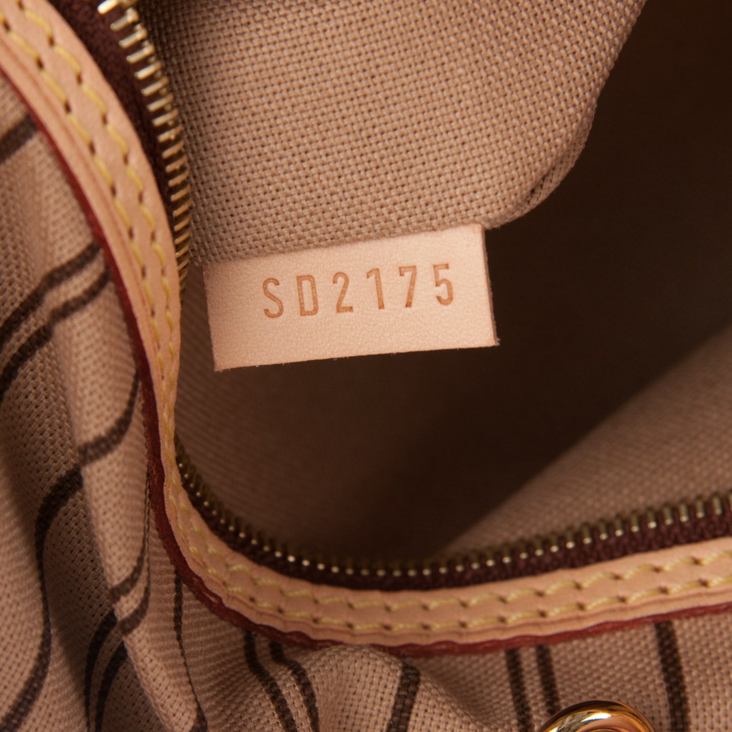Monogram Delightful MM