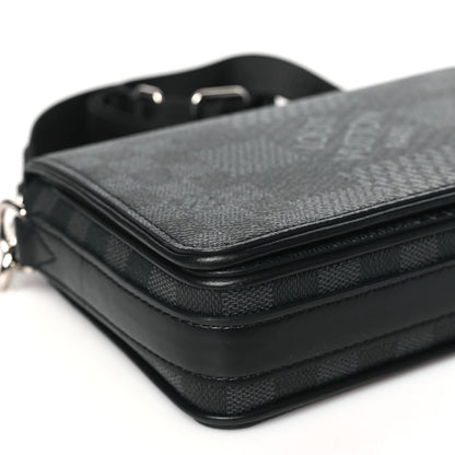 Louis Vuitton Damier Graphite 3D Studio Messenger 8 of 9