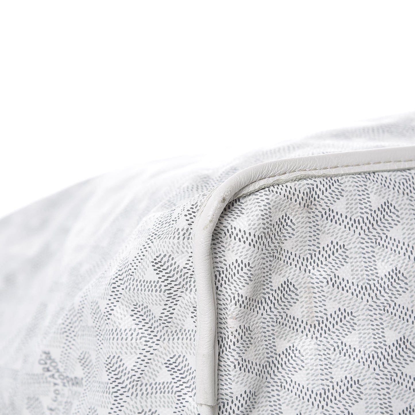 Goyardine Reversible Anjou GM White