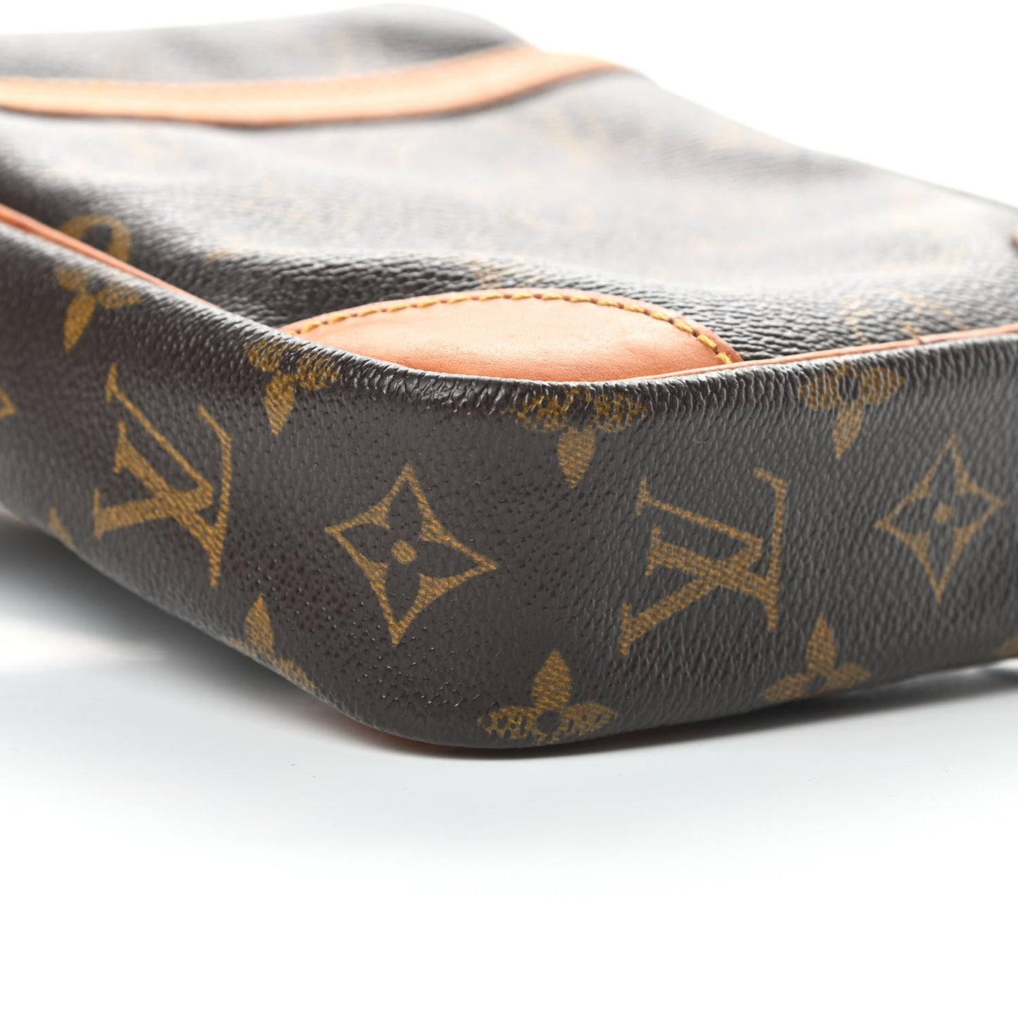 Monogram Danube 21