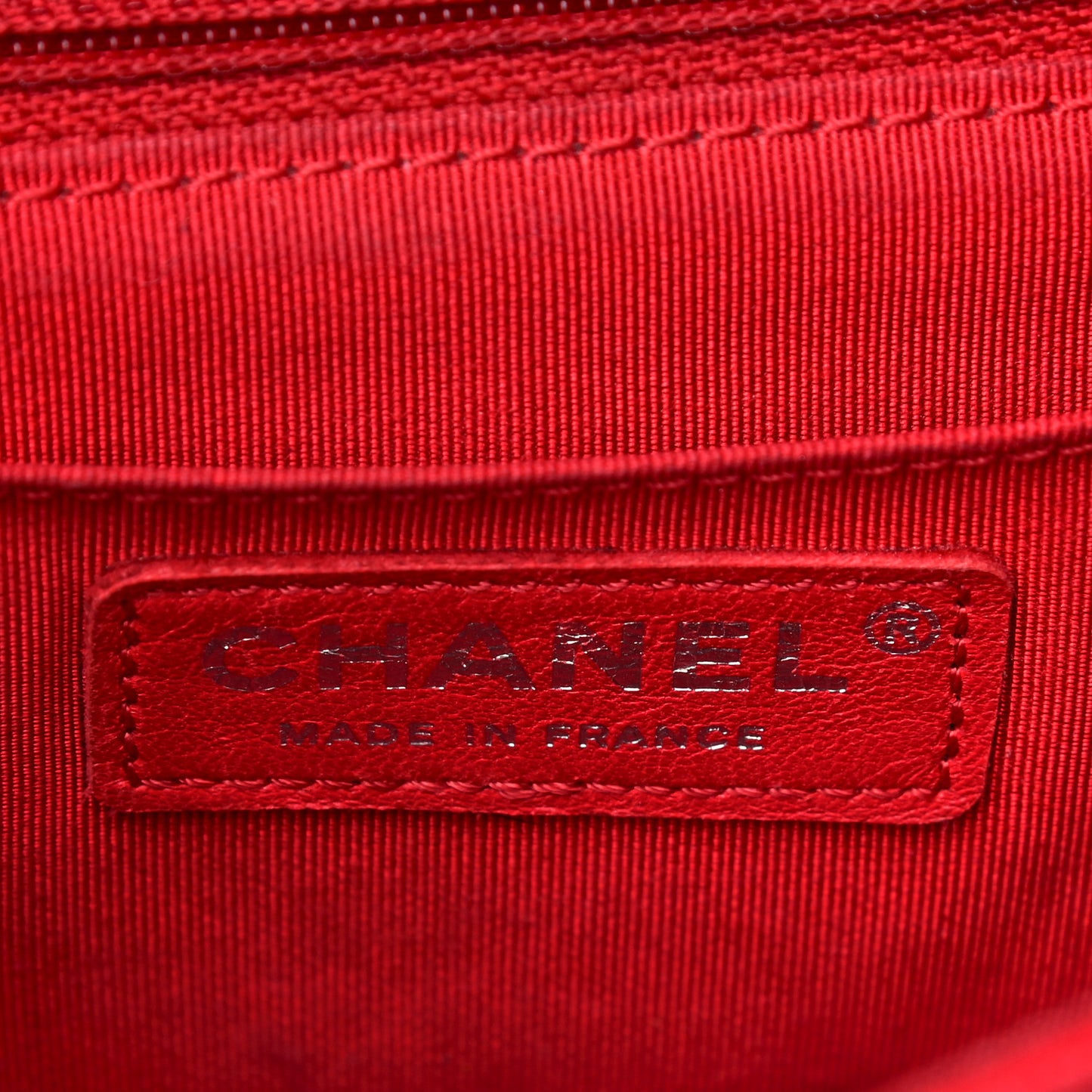 Caviar Chevron Quilted Small Single Flap Red