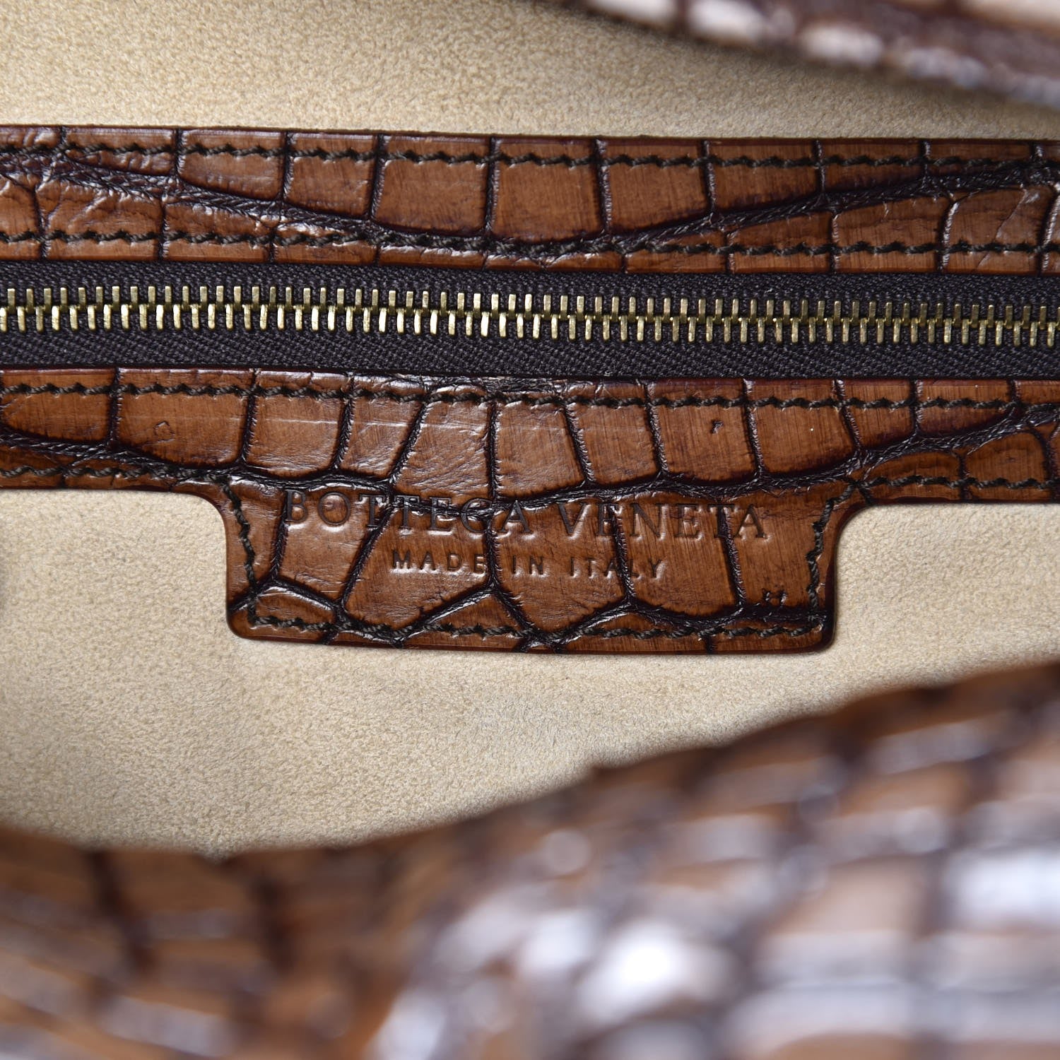 Bottega Veneta Cocco Lave Montaigne Noce 6 of 13