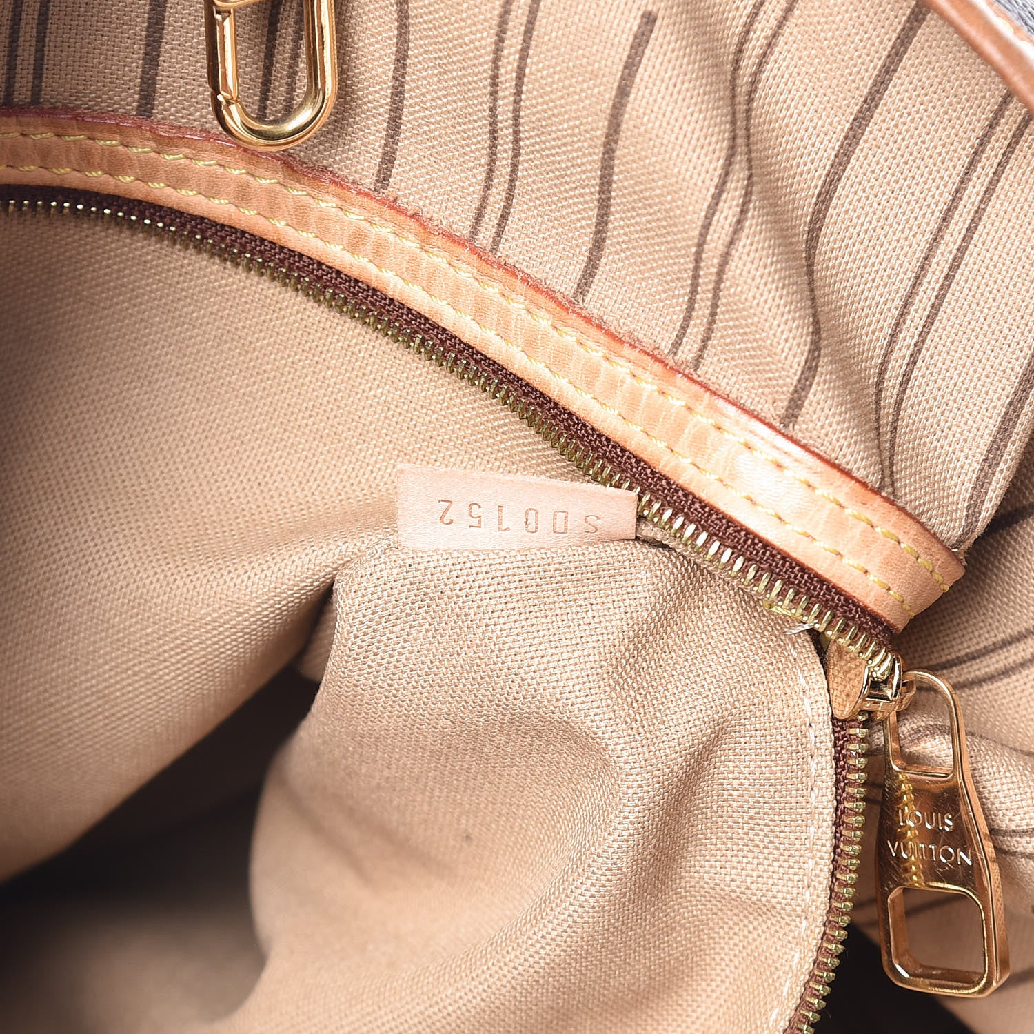 Louis Vuitton Monogram Delightful GM 7 of 16