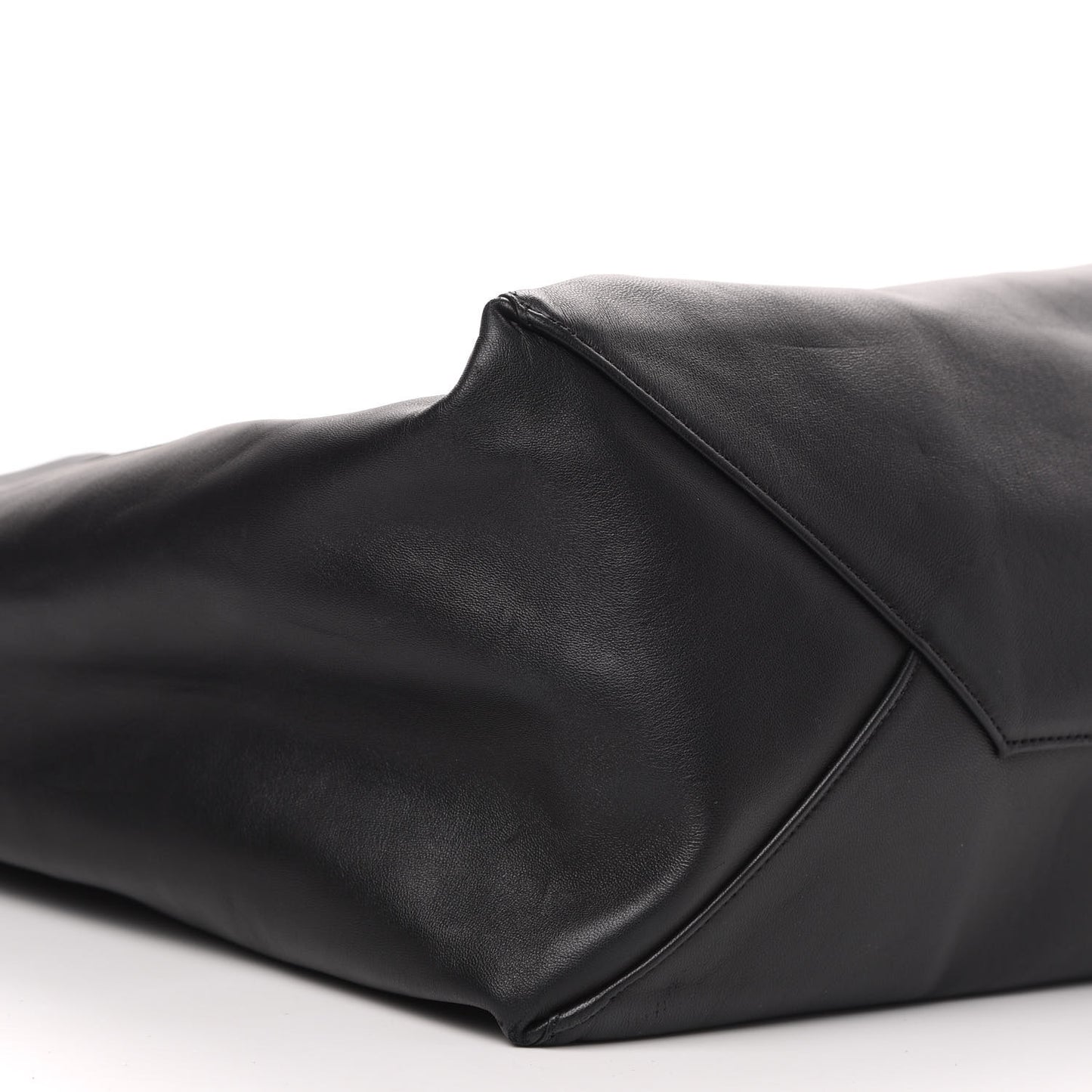 Lambskin Horizontal Cabas Black