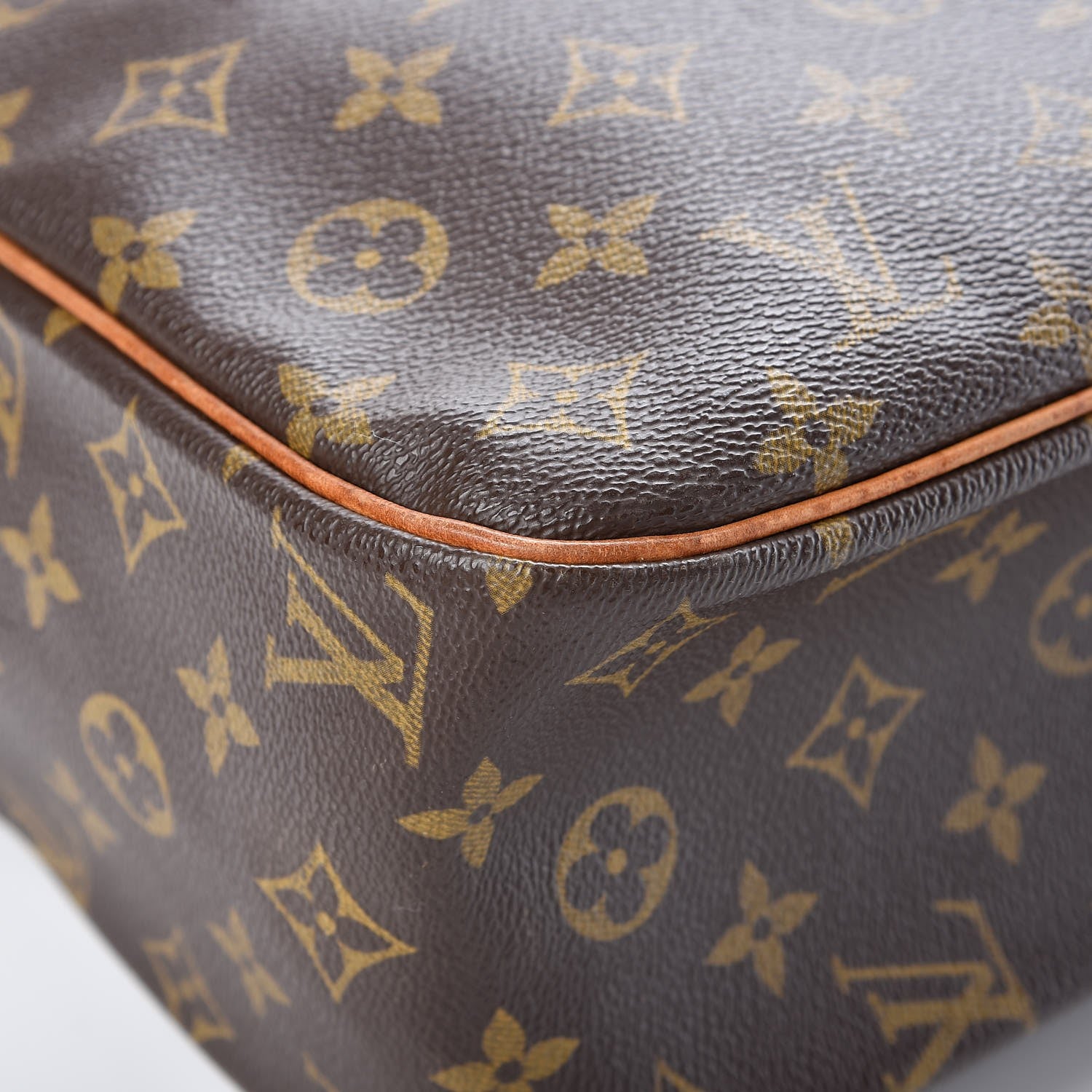 Louis Vuitton Monogram Cite GM 19 of 20