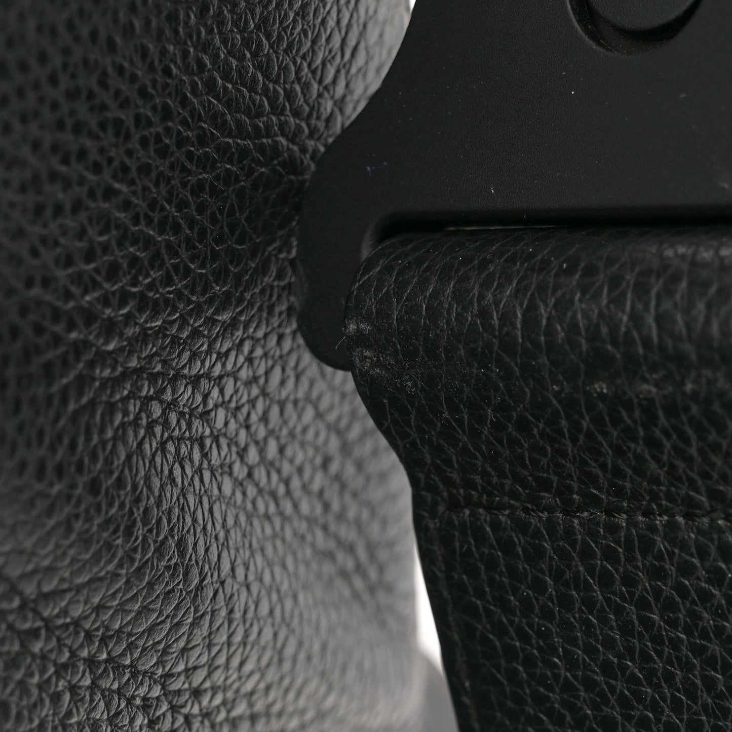 Grained Calfskin Mens Saddle Bag Black