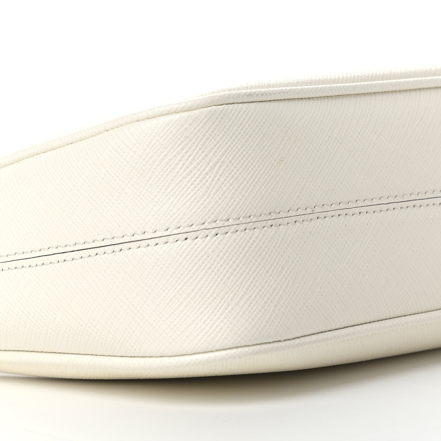 Prada Saffiano Re-Edition 2005 Shoulder Bag White 10 of 11
