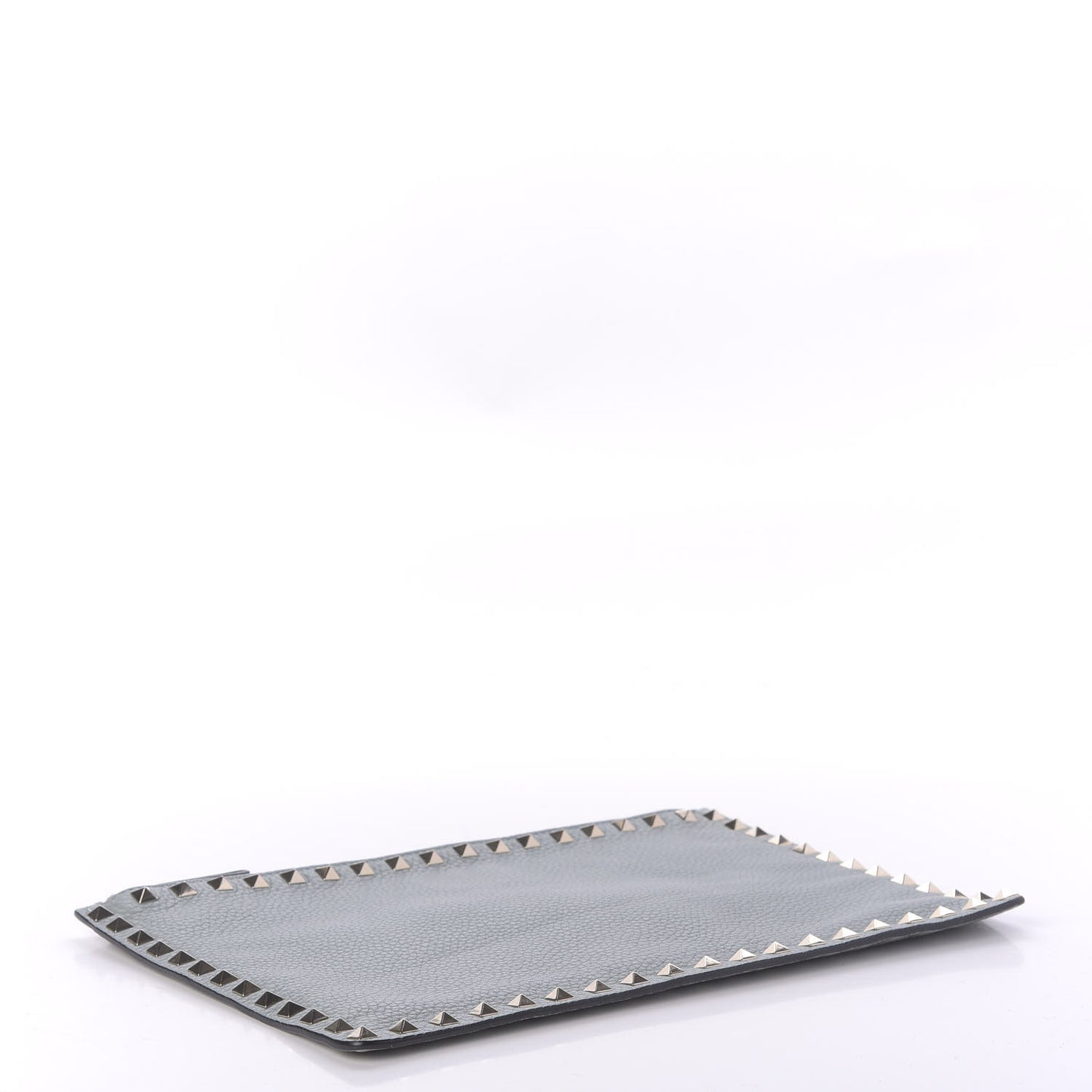 Pebbled Calfskin Large Rockstud Zip Pouch Nube