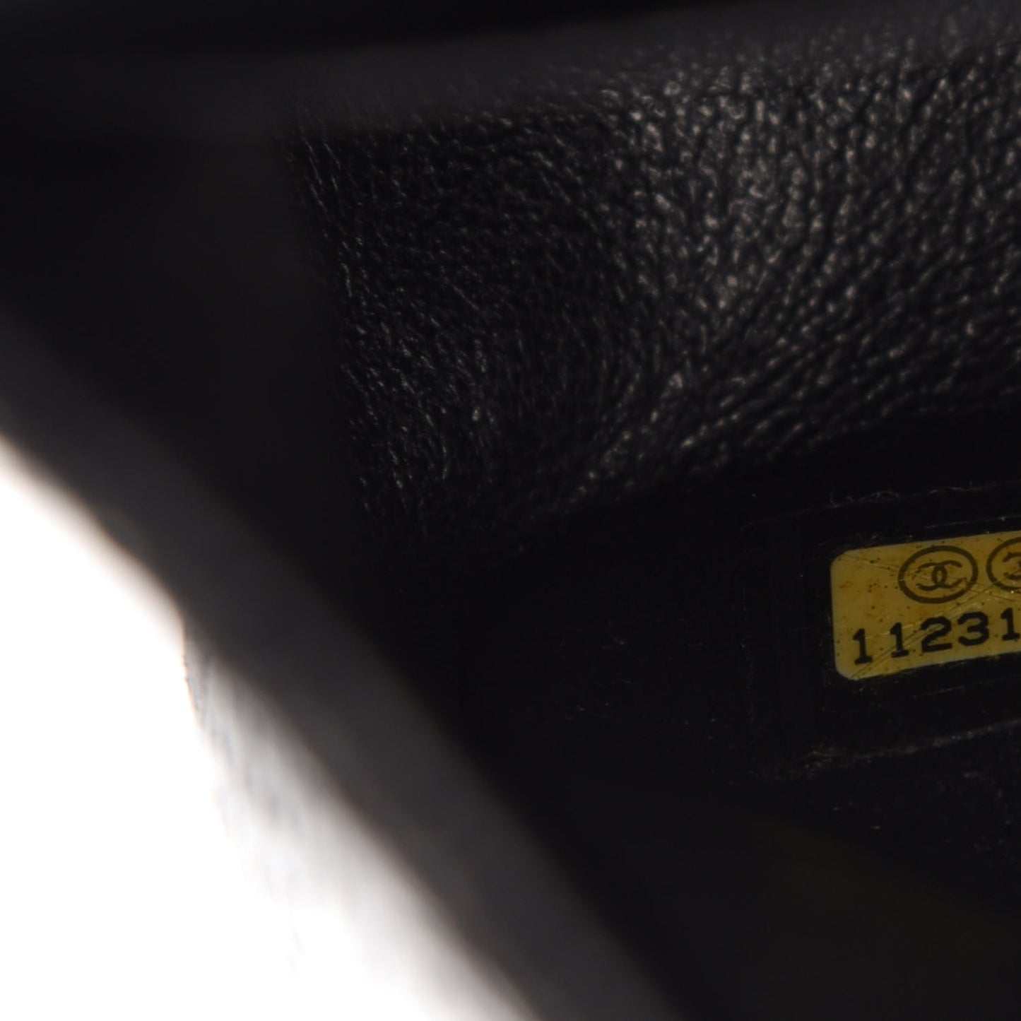 Lambskin Perforated Medium Double Flap Black