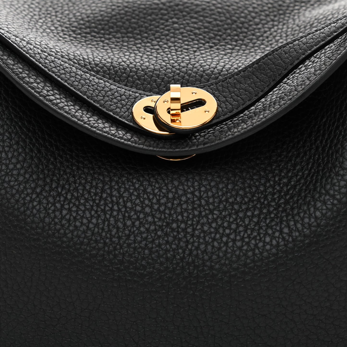 Taurillon Clemence Lindy 26 Black