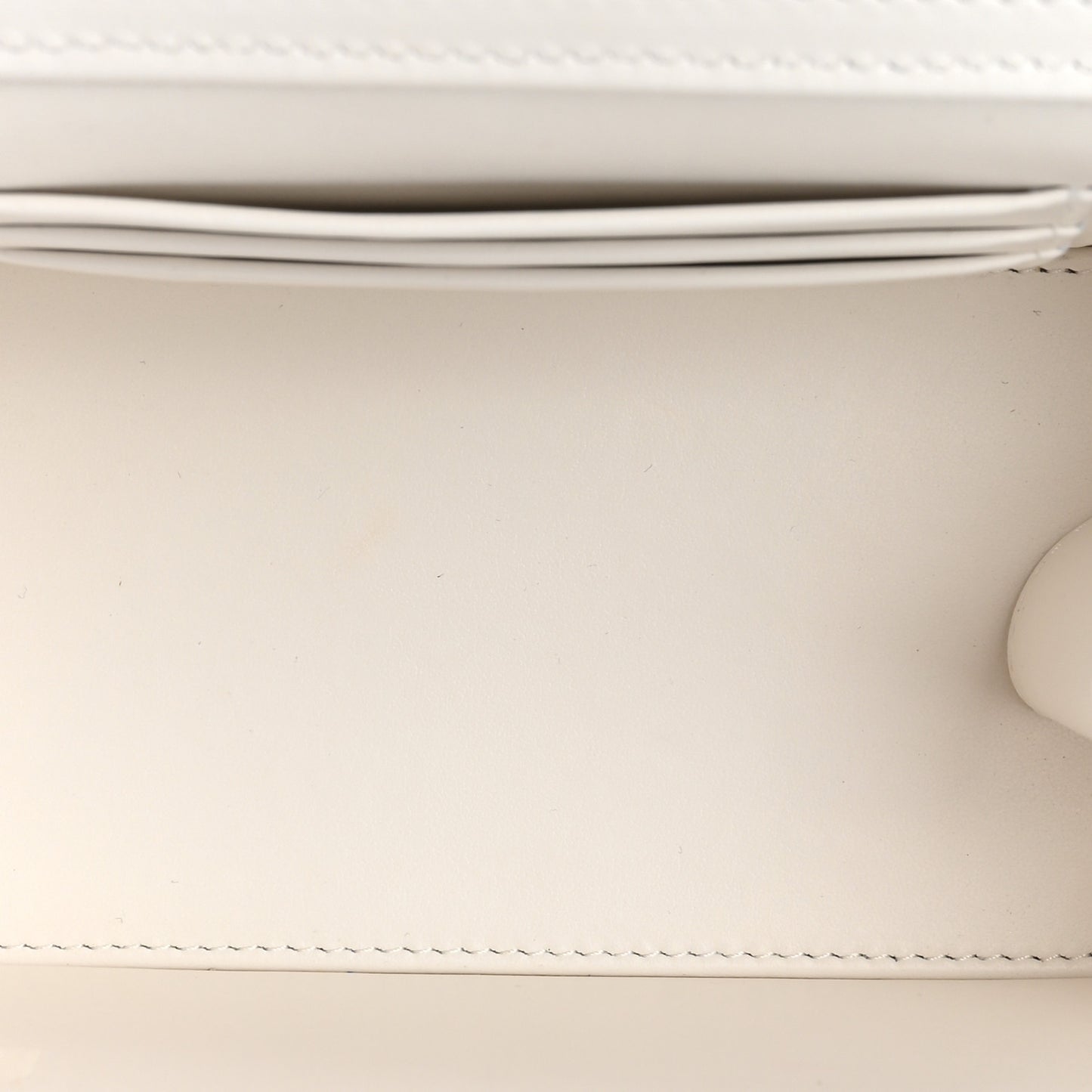 Caviar Quilted Small Vanity Case With Chain White