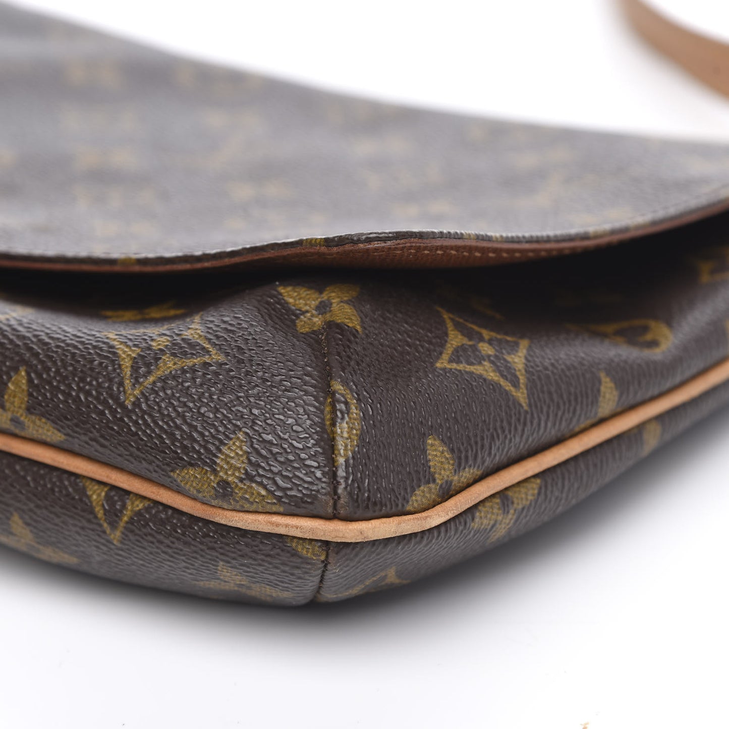 Monogram Musette Tango