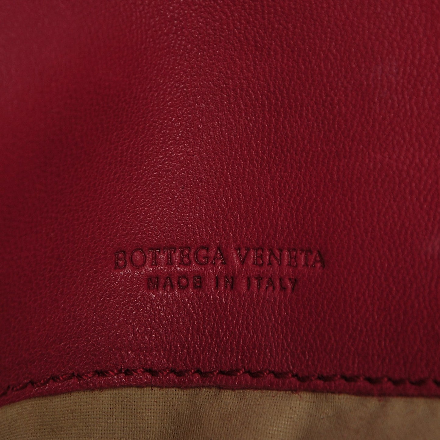 Nappa Intrecciato Cosmetic Case Cassis