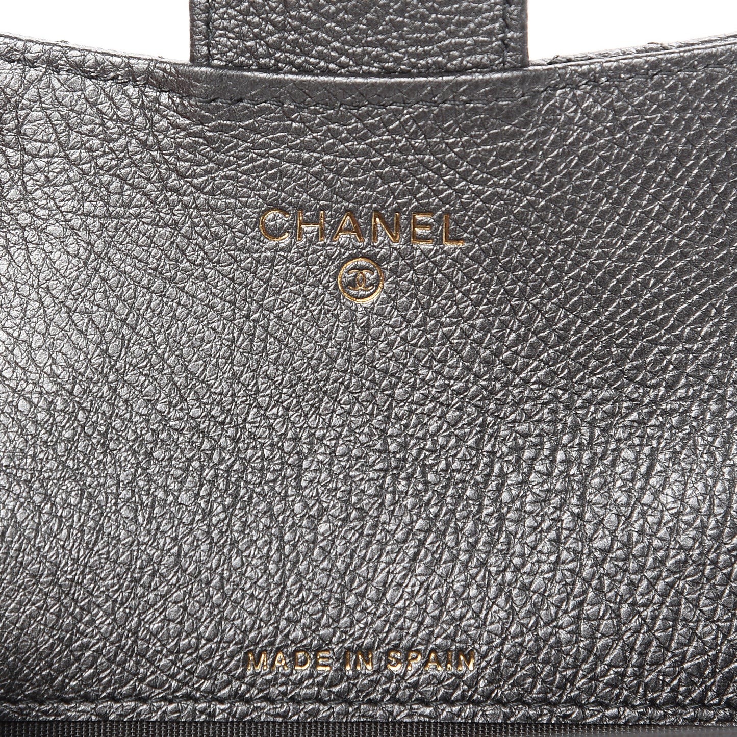 Metallic Calfskin Quilted Reissue Flap Card Holder Grey