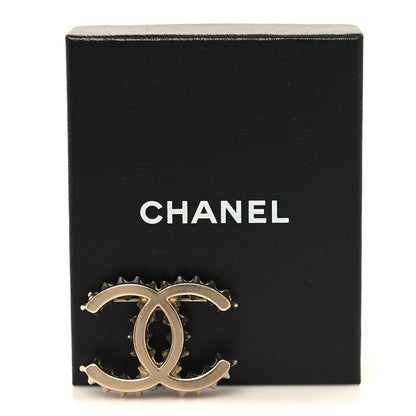 Chanel Soda Cap CC Brooch Gold 4 of 4