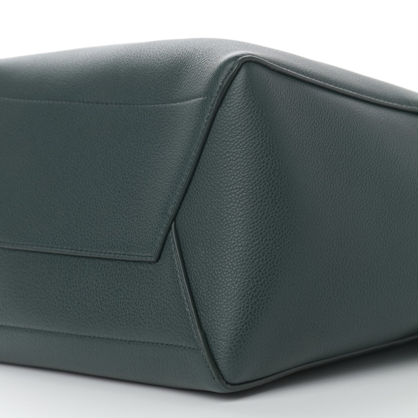 Soft Grained Calfskin Sangle Bucket Bag Amazone