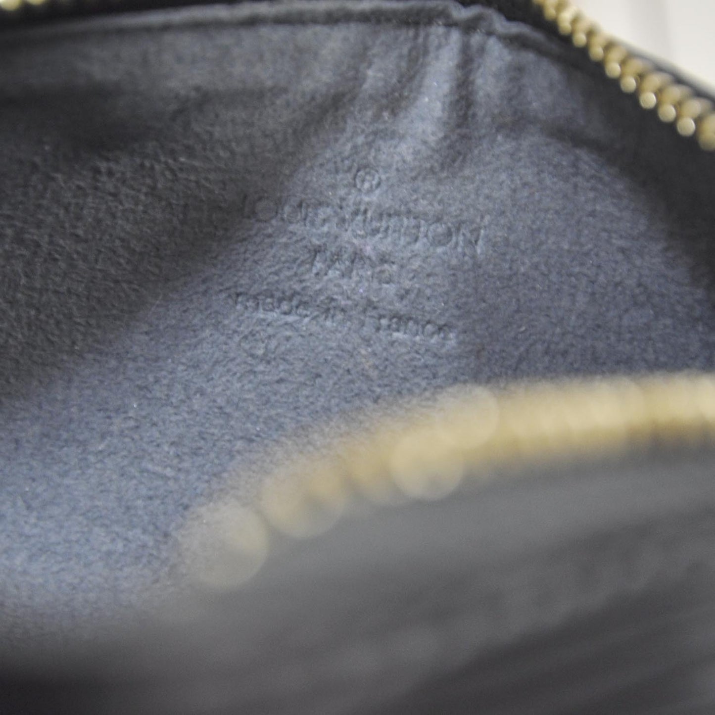 Epi Trousse Ronde Case Makeup Accessory Bag Black