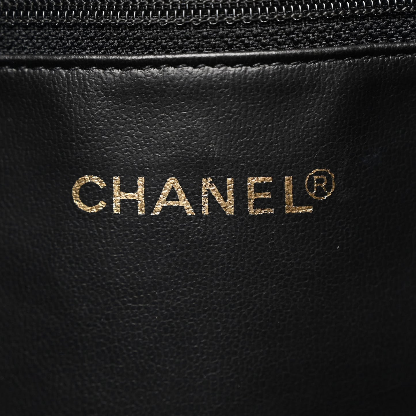 Caviar Pocket Tote Black