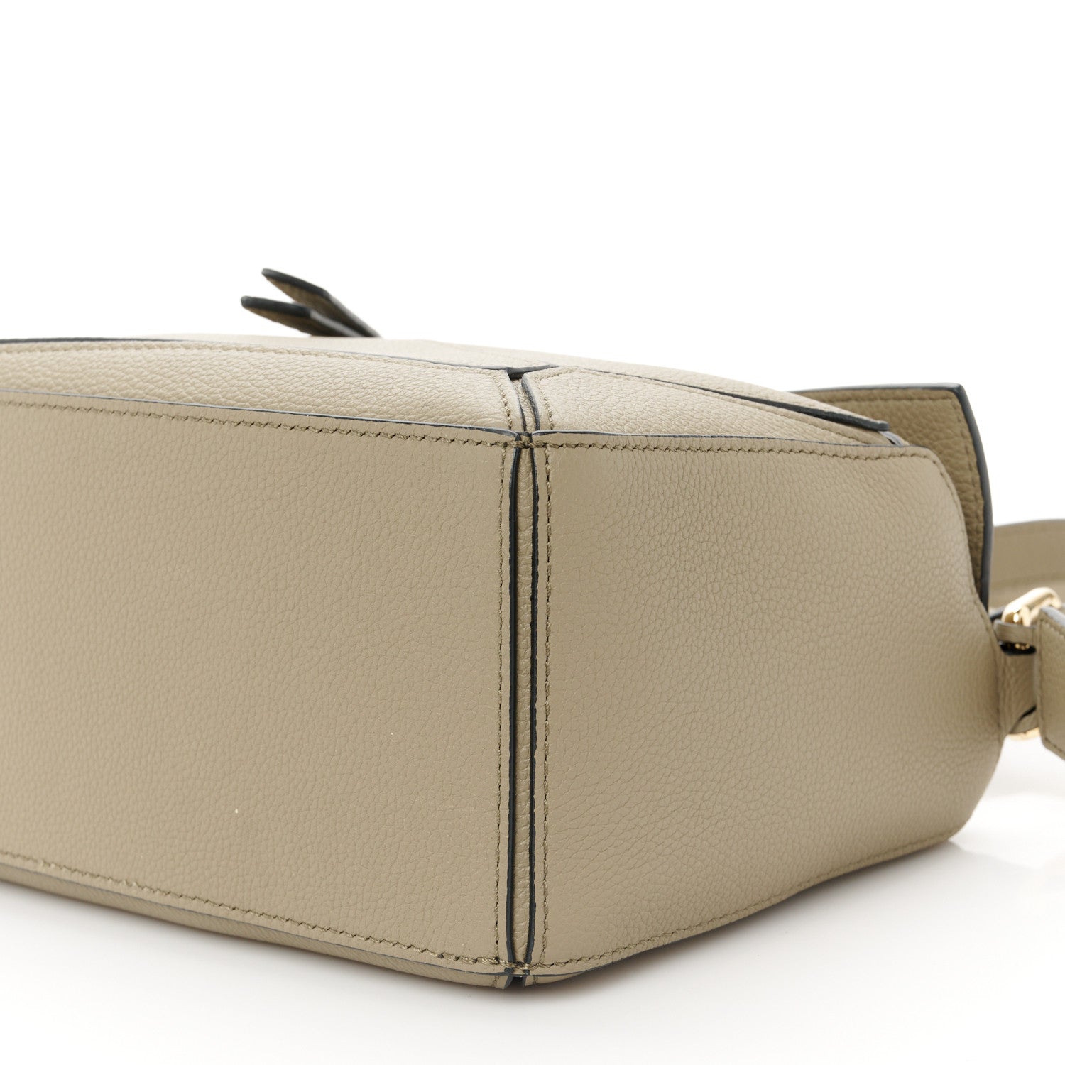Loewe Calfskin Small Puzzle Bag Artichoke Green 1602193 – FASHIONPHILE