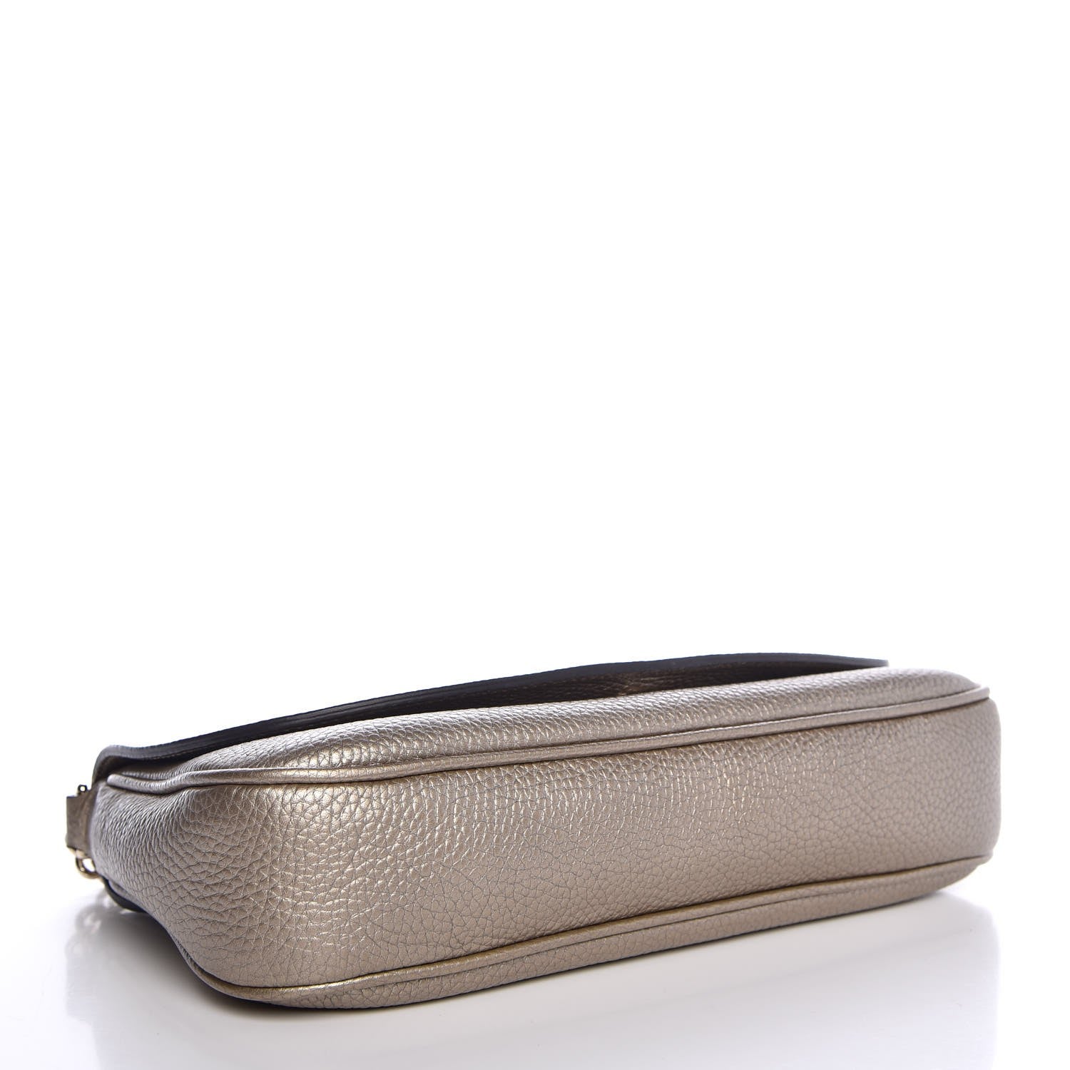Gucci Metallic Pebbled Calfskin Medium Soho Flap Crossbody Golden Beige 4 of 7